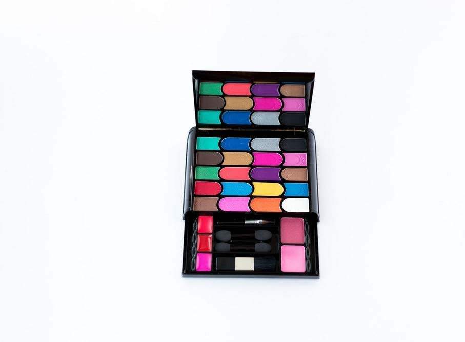 Miss Claire Make Up Palette 9925 Multicolour - 26 g