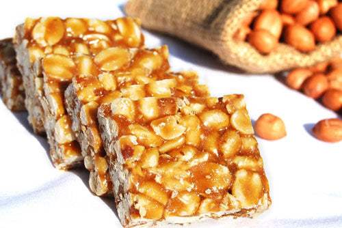 Vaanya Sweets Groundnut Chikki / kadalai mittai / gud patti - 250 GM