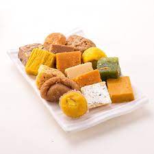 Vaanya Sweets Milk Sweets Assorted - 250 GM